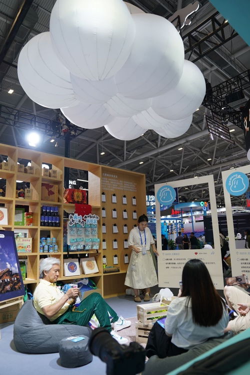 深圳大鵬新區聯手國民IP“奶龍”等創新力量，擘畫文化旅游新藍圖